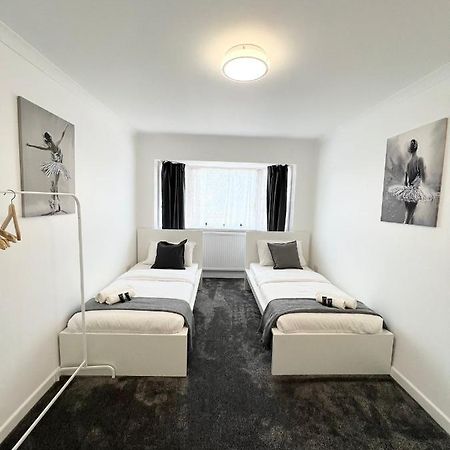 Stunning Flat In Greater London Hotel Kültér fotó