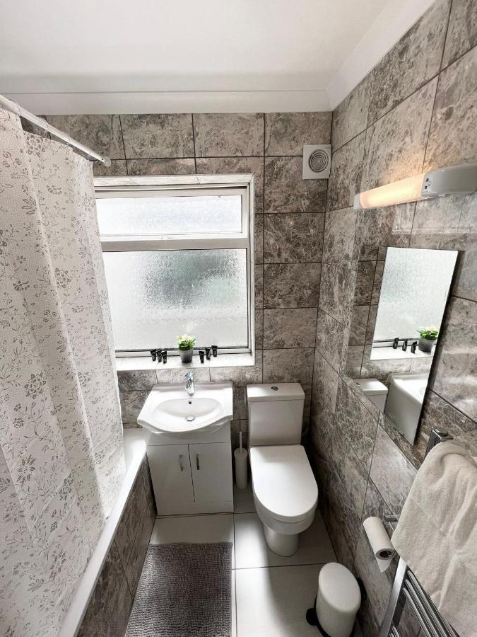 Stunning Flat In Greater London Hotel Kültér fotó
